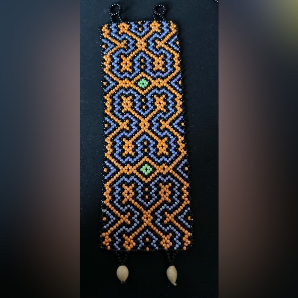 New handmade shipibo beaded bracelet